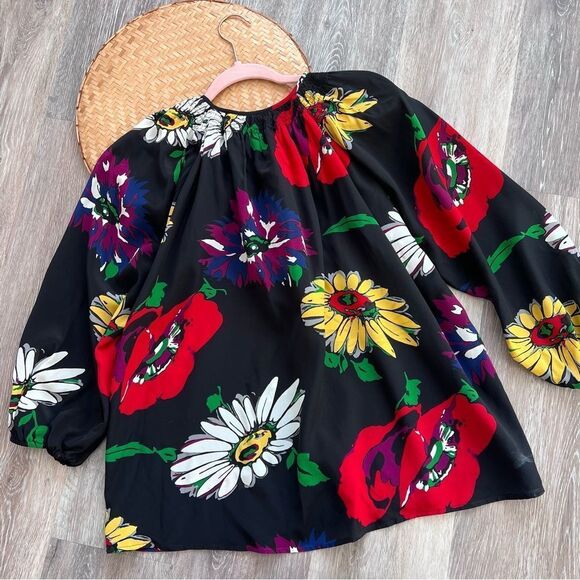 Nwt Tucker NYC the Classic Blouse in a great lawn floral Print women’s size M - Picture 8 of 10